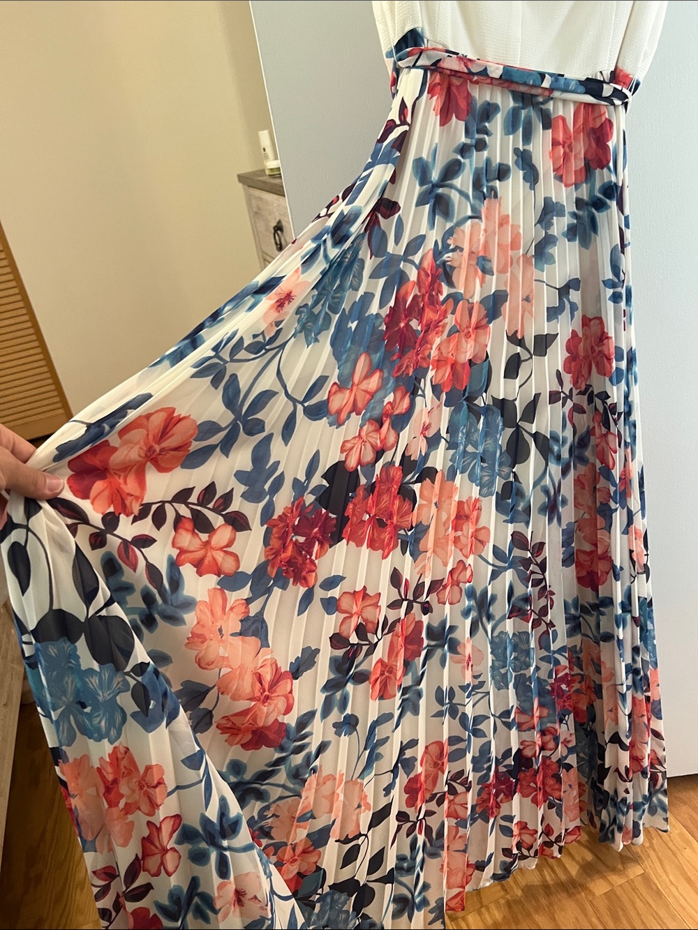 Eliza J Off the Shoulder Floral Maxi Dress - Picture 13 of 17